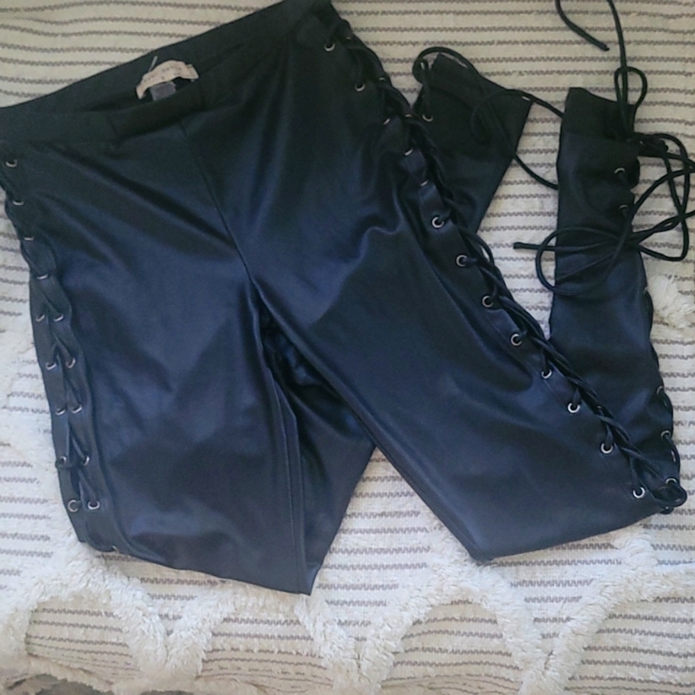 Faux leather corset legging